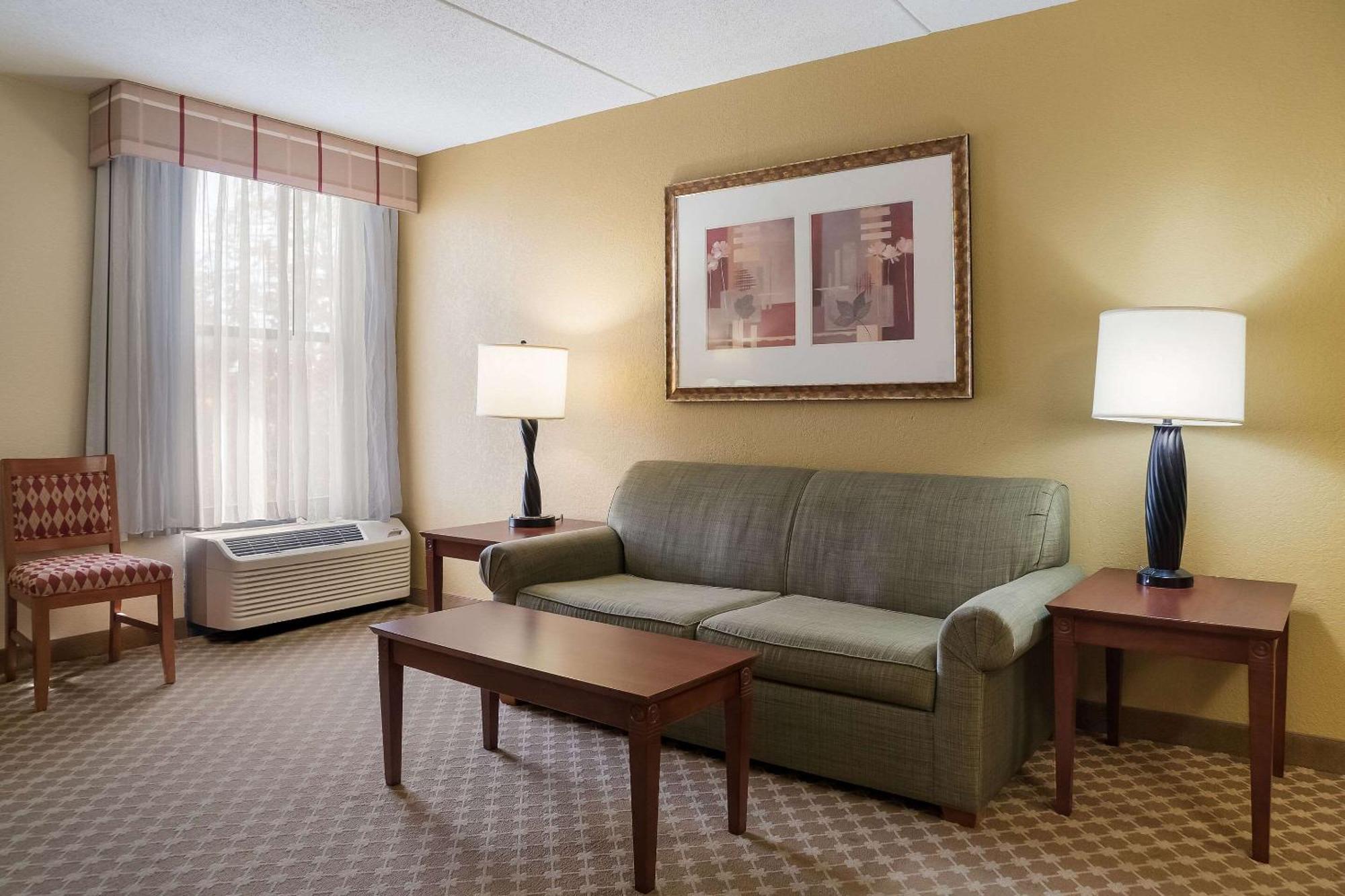 Quality Inn & Suites Saginaw Eksteriør bilde