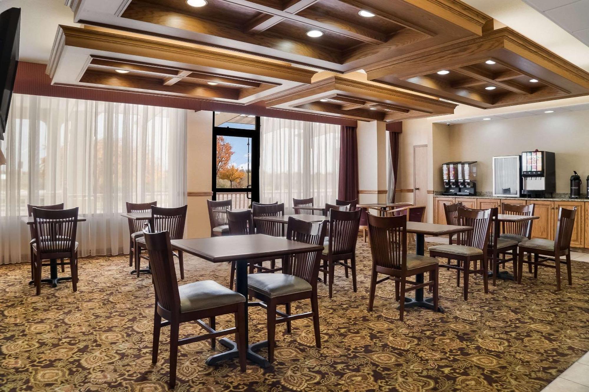 Quality Inn & Suites Saginaw Eksteriør bilde