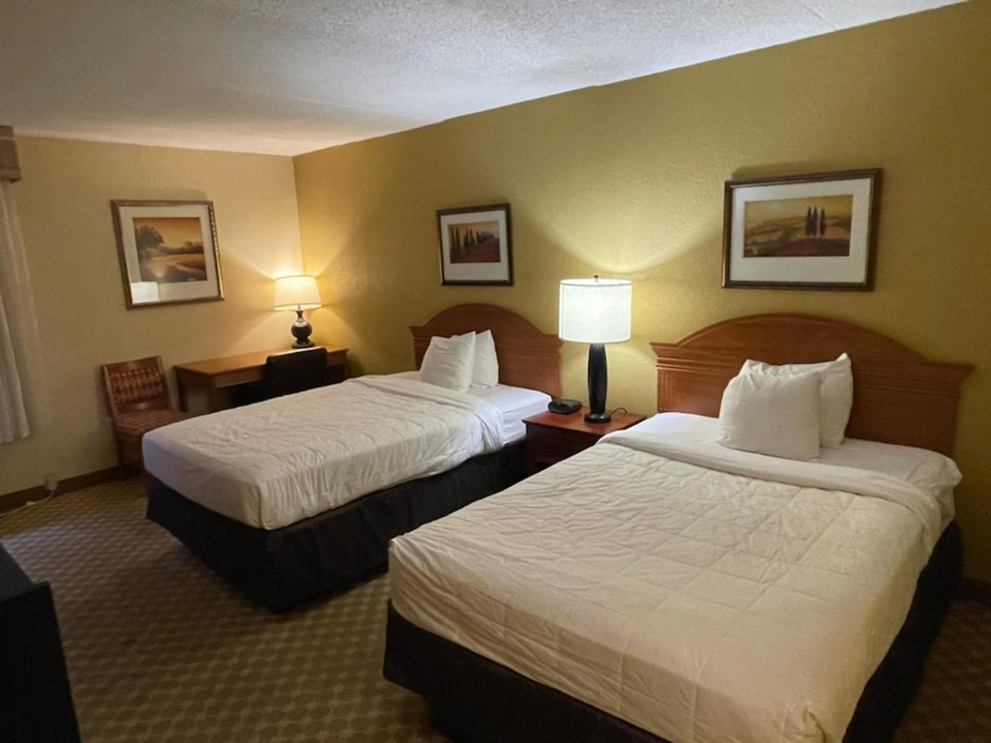 Quality Inn & Suites Saginaw Eksteriør bilde